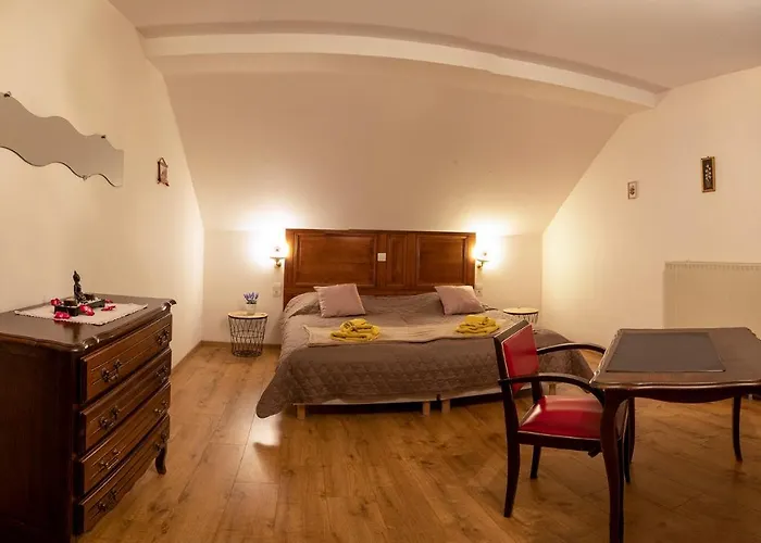 Maison De Tatie Nyaraló *